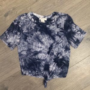 Blue tie dye shirt- Size Medium